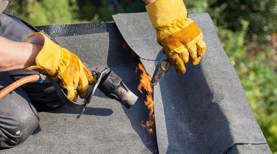 Expert top industrial roofings services in Simpson, IL